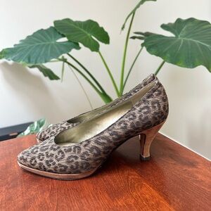 Elegant Leopard Print Heels